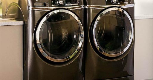 A matching clotheswasher and dryer set.